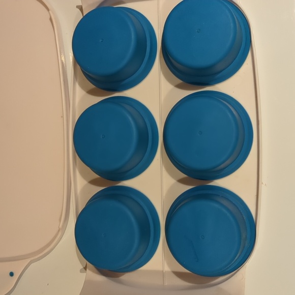 Evenflo Silicone Baby Food Freezer Tray with Lid - Picture 5 of 6